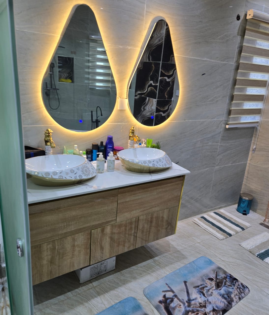 Kingsgate Luxury gallery image
